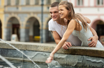 On The Right Way – Sarah Kay, Maxmilian Dior