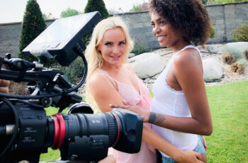 Behind The Scenes: Luna Corazon and Emma Button On Location